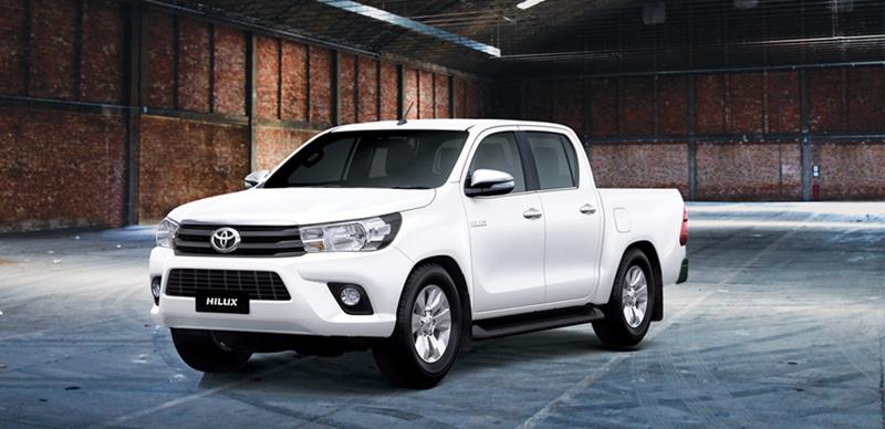 Toyota Hilux 2017 phiên bản cải tiến với giá từ 631 triệu đồng