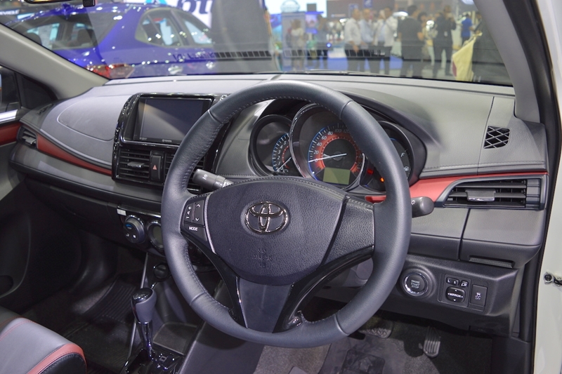 Toyota Vios 2017 mới ra mắt tại Thái Lan với giá từ 425 triệu đồng