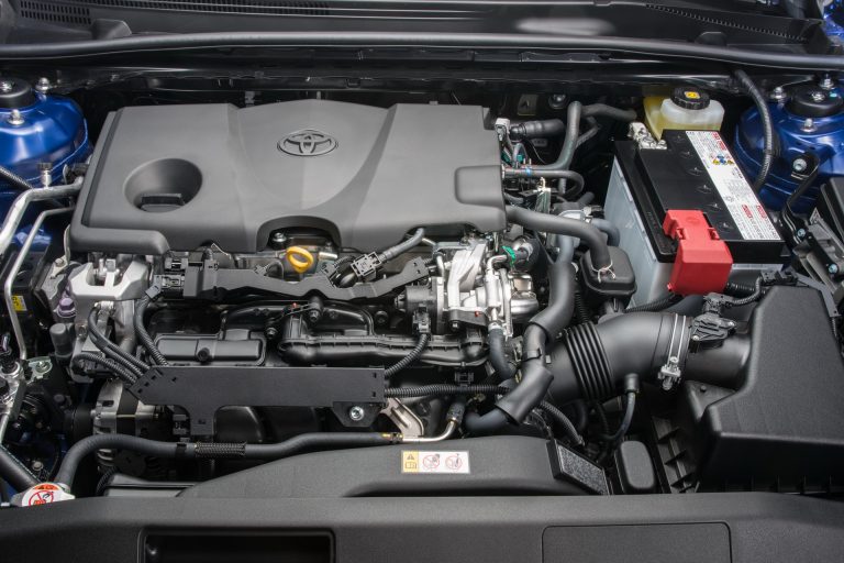 Toyota Camry 2018 bị triều hồi vì lý do “khó đỡ”