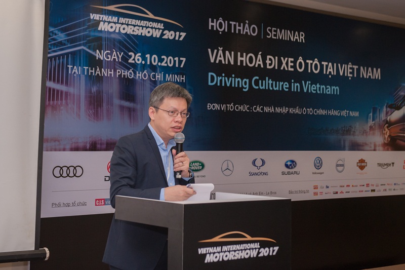 Hội thảo văn hóa đi xe ô tô của người Việt