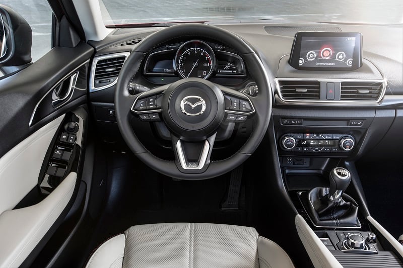 Mazda3 2018 sở hữu thêm công nghệ mới của Mazda
