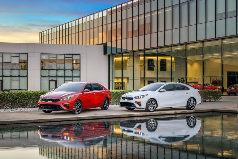10 nhà sản xuất ô tô tốt nhất 2018: Genesis xếp đầu tiên, Toyota xếp cuối.