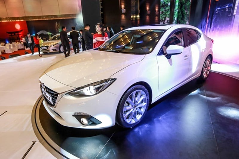 Bất ngờ Mazda CX-5 và Mazda3 tăng giá cuối năm