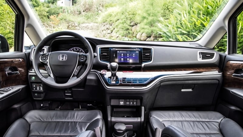 Ưu nhược điểm của Honda Odyssey 2016 xe MPV gia đình 7 chỗ