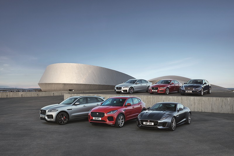 Jaguar Land Rover khuyến mãi lớn dành cho khách hàng mua xe trong tháng 6/2018