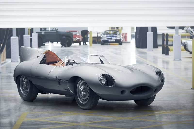 Jaguar “hồi sinh” mẫu xe đua huyền thoại D-Type