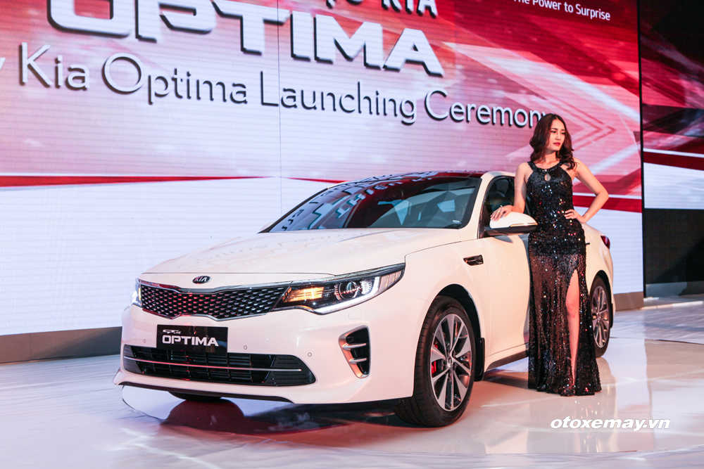 Kia Optima 2016 số tự động giá từ 915 triệu đồng