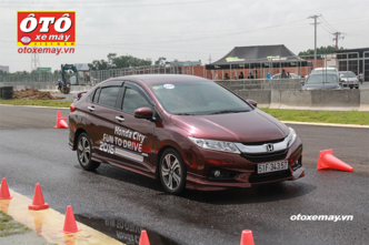 Honda City giảm giá 21 triệu đồng nhờ thuế mới