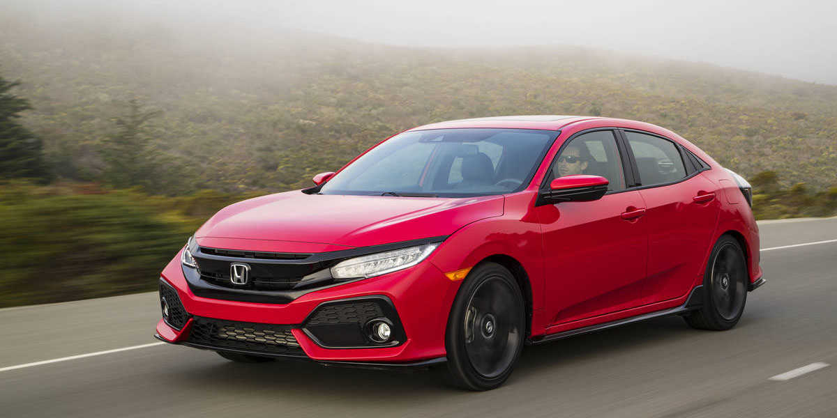 Honda Civic 2017 phiên bản độ tới nóc được rao bán ngang giá lăn bánh của  xe mới
