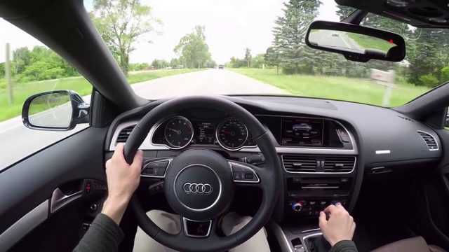 Audi A5 2018 mang đến cảm giác lái thú vị hơn so với đối thủ Nguồn: autoevolution.com