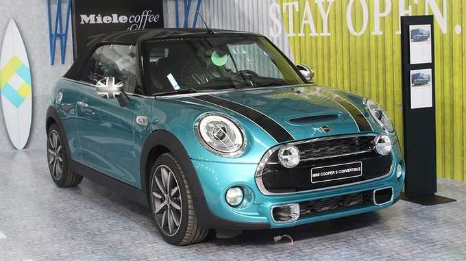 Mini Cooper S Convertible 2018 – “Yêu ngay từ cái nhìn đầu tiên”