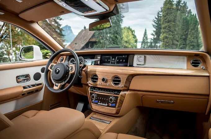 2018 Rolls Royce Phantom Review