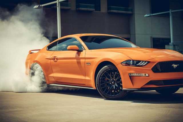 Nhiều người đánh giá Ford Mustang GT Edition thế hệ mới mạnh mẽ hơn bất kỳ chiếc Mustang GT nào được sản xuất cho đến nay. Nguồn: ford.com