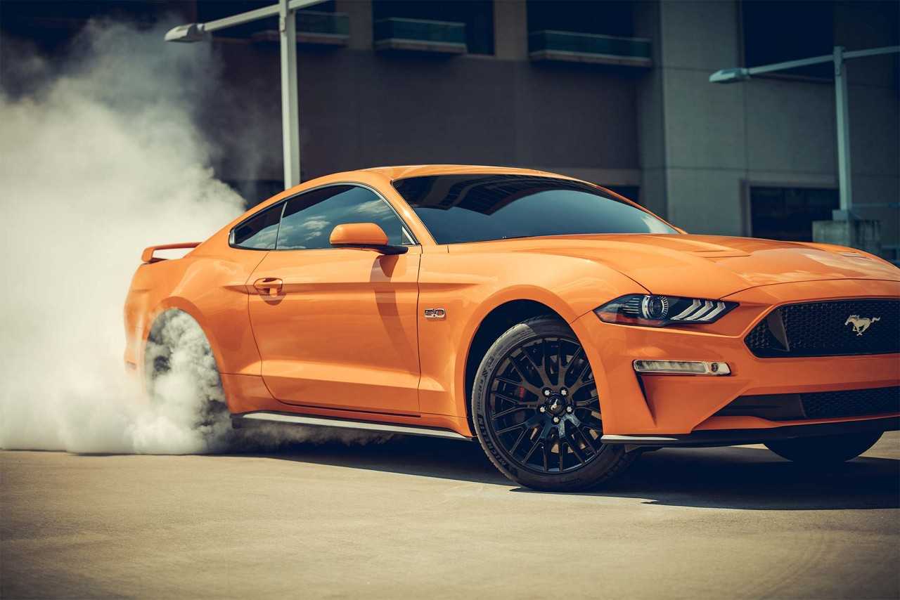 Chi tiết Ford Mustang kèm giá bán 032023