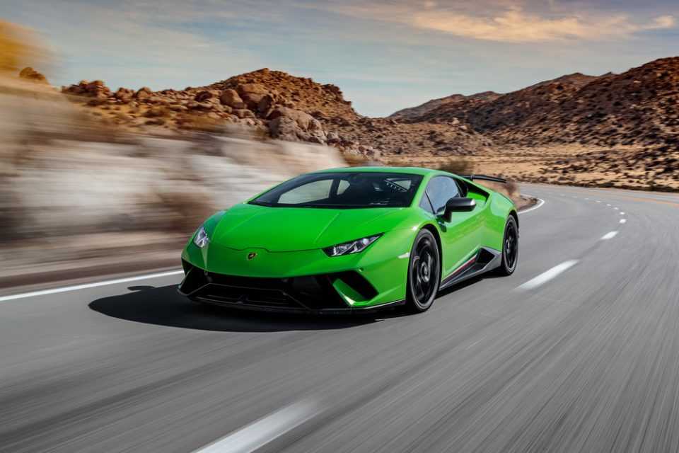 Đánh giá nhanh Lamborghini Huracan 2018 – 