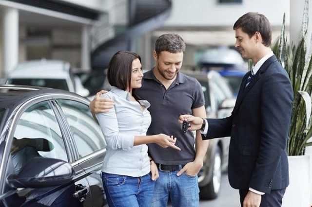 Liên hệ với người bán trước để đánh giá về xe cũng như chủ sở hữu trước đó. Nguồn: taichinh.online