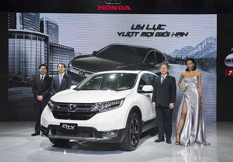 Lý do Honda CR-V bán gấp đôi Mazda CX-5 trong tháng 4/2018