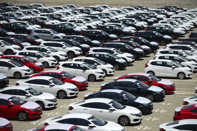 SUV lên ngôi nhưng khách hàng vẫn “đổ xô” mua sedan