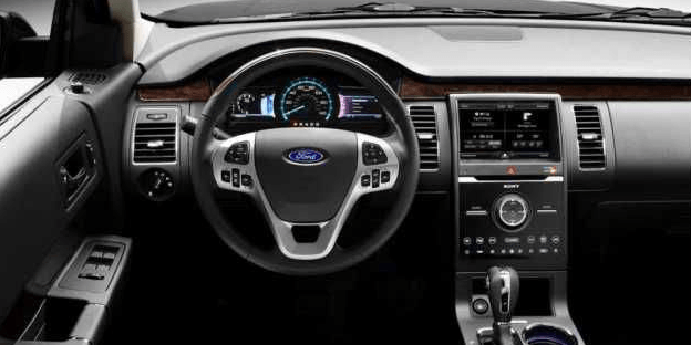 So sánh nội thất Ford Ranger và Chevrolet Colorado