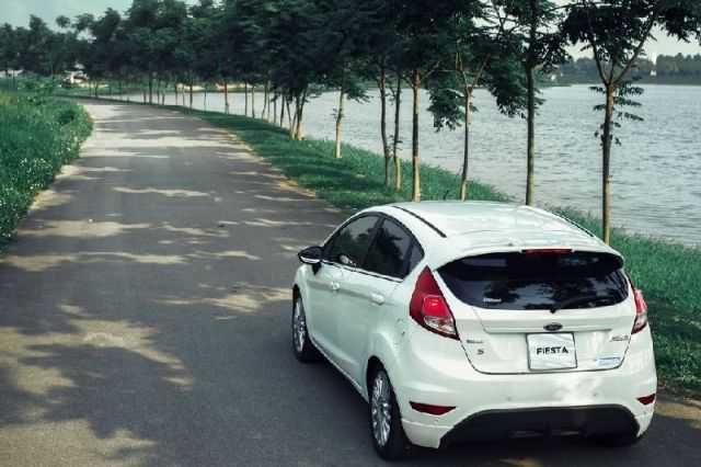 Có nên bỏ 500 triệu đồng mua Ford Fiesta cũ?