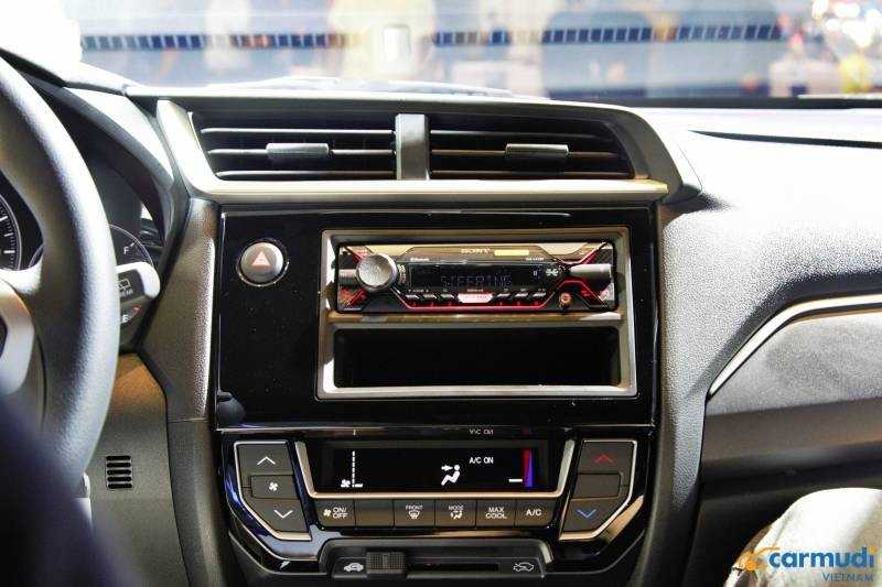 Chất liệu sử dụng bên trong nội thất honda brio 2019
