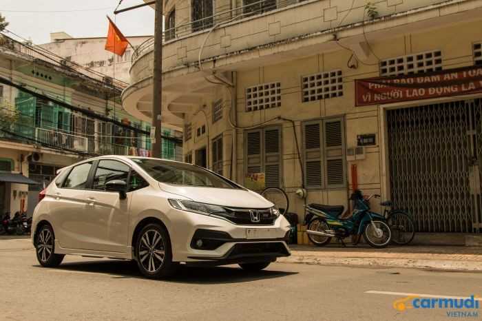 Đánh giá xe Honda Jazz với đối thủ carmudi vietnam