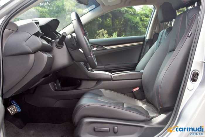 Chỉnh điện ghế lái của xe Honda Civic carmudi vietnam