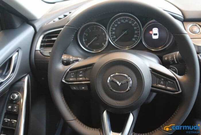 Thiết kế Vô lăng của xe Mazda 6 carmudi vietnam