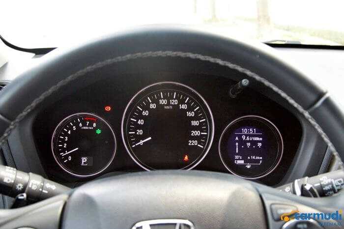 Cụm đồng hồ lái trên xe oto Honda HR-V carmudi vietnam