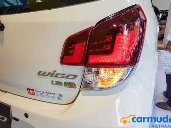 Cụm đèn hậu LED của xe Toyota Wigo carmudi vietnam