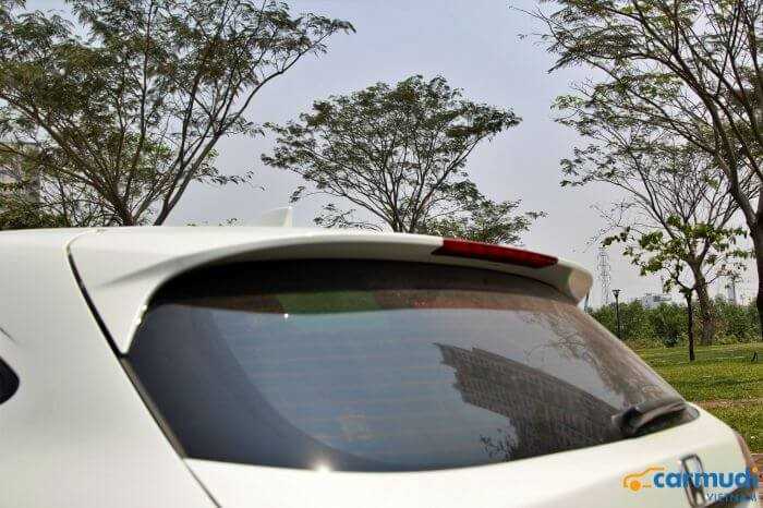 Đuôi lướt gió của xe Honda HR-V carmudi vietnam