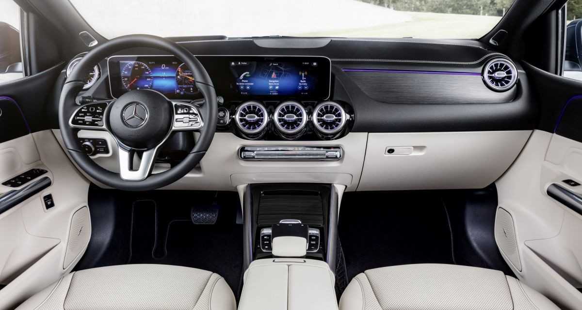 MPV Mercedes-Benz B200 Progressive Line ra mắt mẫu xe thế hệ mới, giá 1,3 tỷ đồng