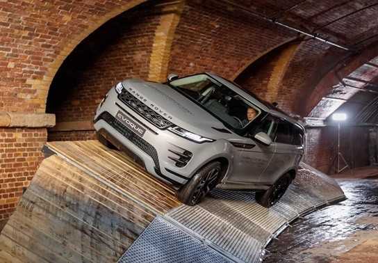 Xế sang Range Rover EVOQUE 2020 sẽ có mặt tại VMS 2019