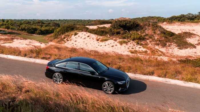 Thân xe oto Audi A6 carmudi vietnam