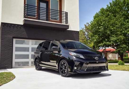 Xe Toyota Sienna đời mới - Khi xe gia đình đấu cả SUV thể thao