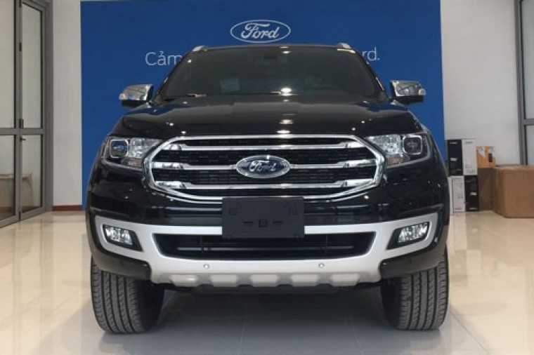  Mejoras especiales en el nuevo Ford Everest Titanium 4WD en Vietnam, precio, mil millones de VND