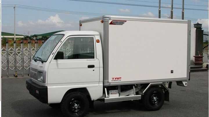 Xe tải Suzuki 500kg màu trắng 2014 thùng mui kín