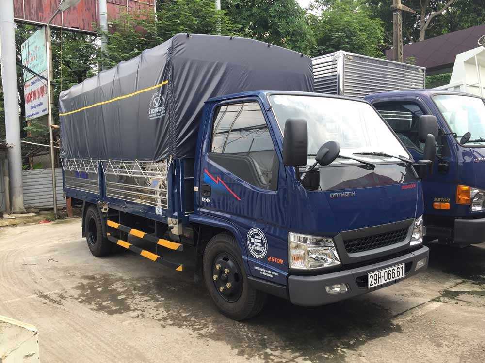 2 mẫu xe tải nhỏ thương Việt - Đô Thành