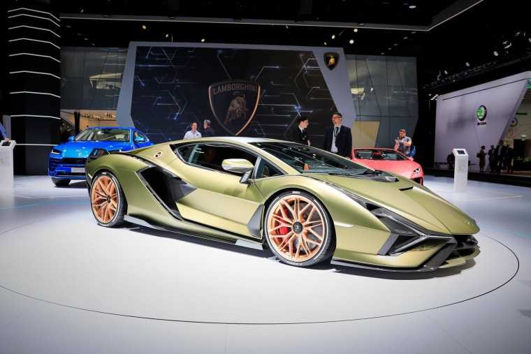 Lamborghini Sián được rao bán với giá gấp 2 lần dù chưa giao xe khiến các  đại gia 