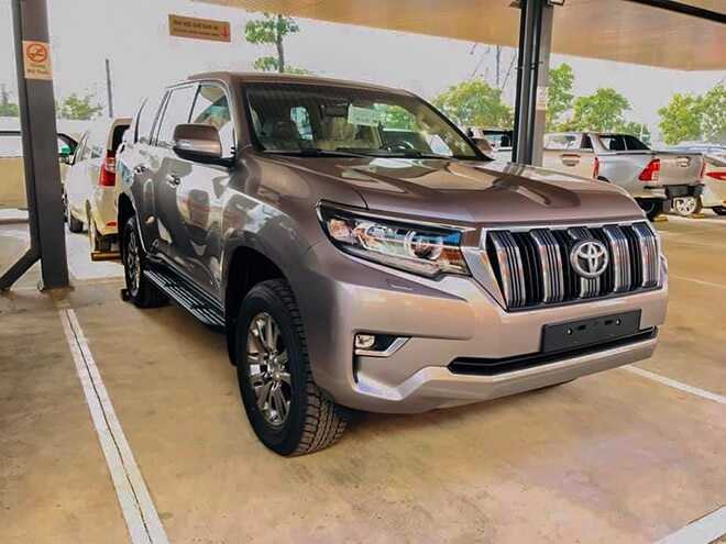Ngoại thất xe Toyota Prado 2020 carmudi vietnam