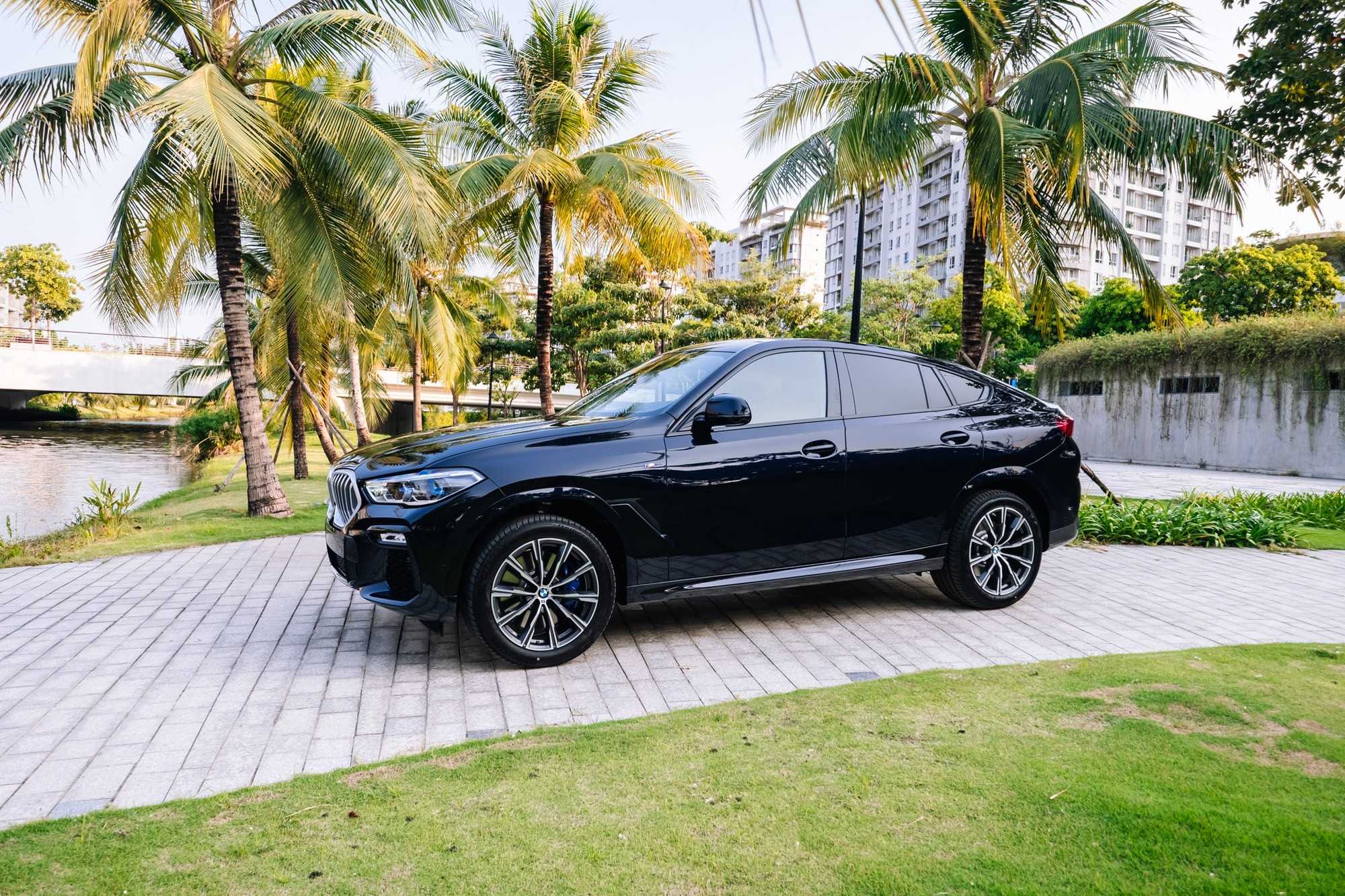 BMW X6 2020 giá hơn 4,8 tỷ đồng: Sẵn sàng đối đầu cùng Mercedes GLE Coupe tại thị trường Việt Nam