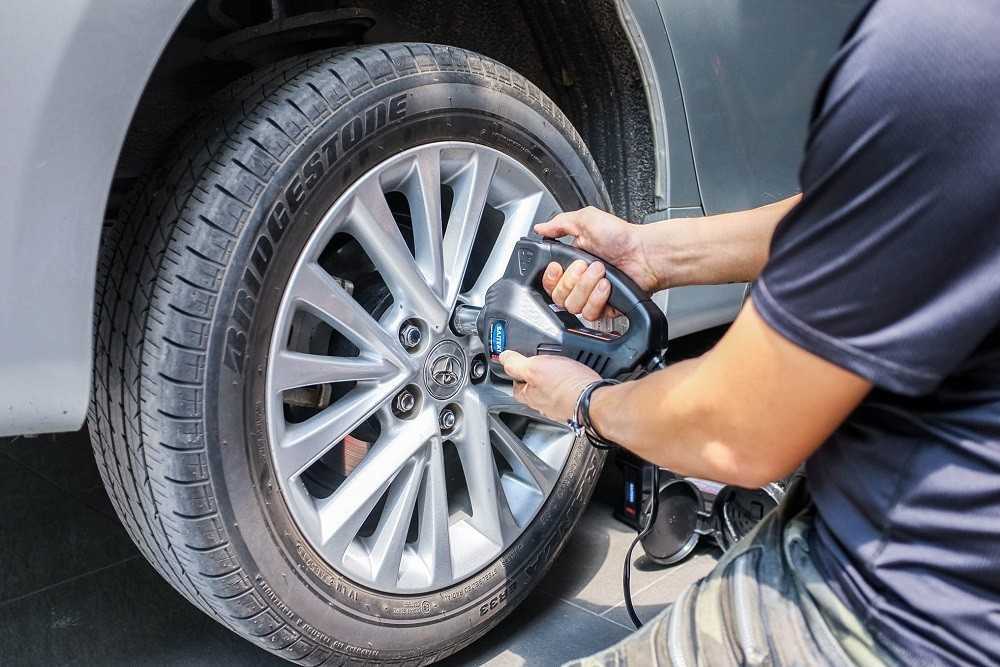 Kiểm tra lốp xe thường xuyên