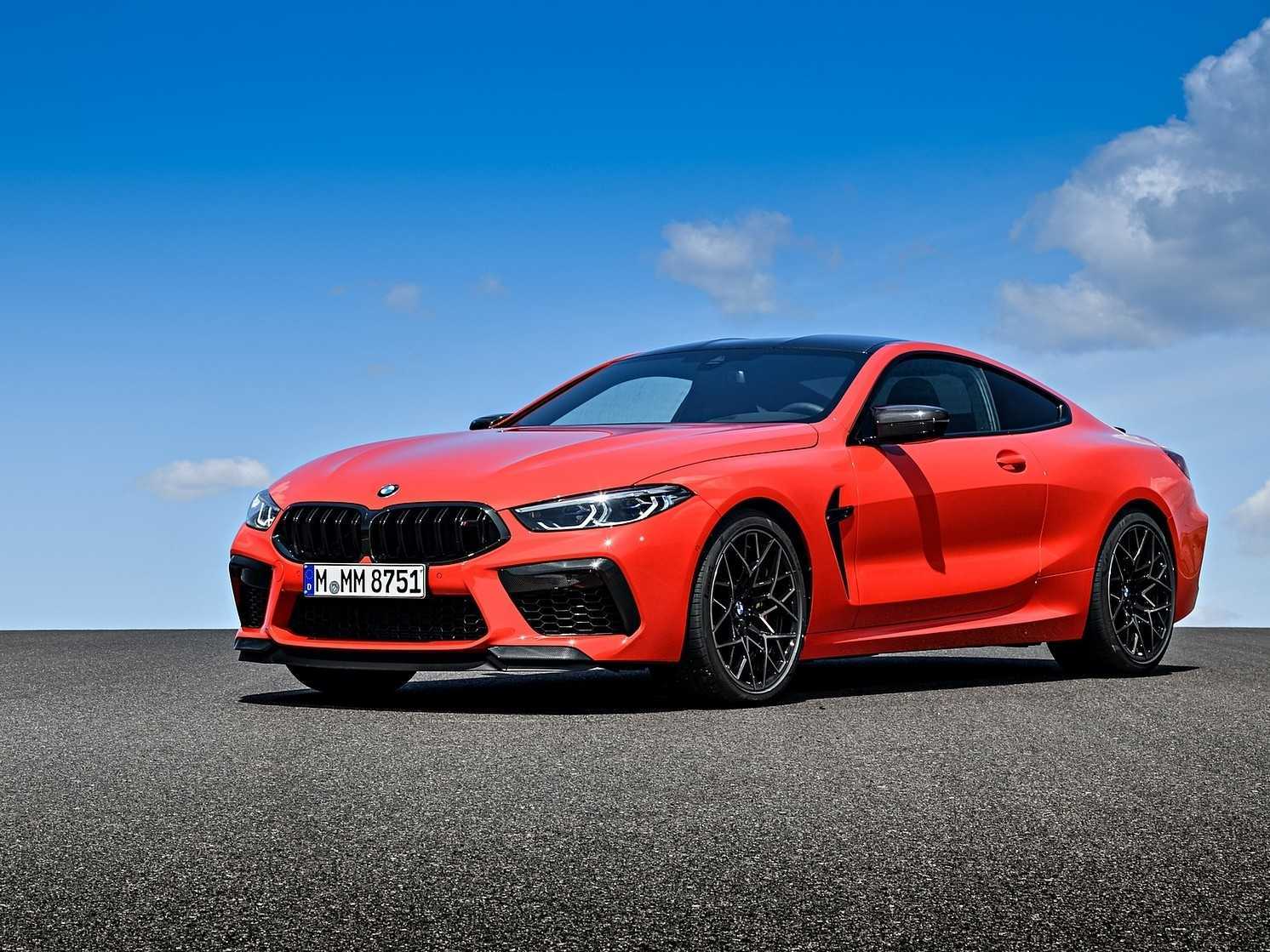 BMW M8 Competition Coupe có giá 12,939 tỷ đồng