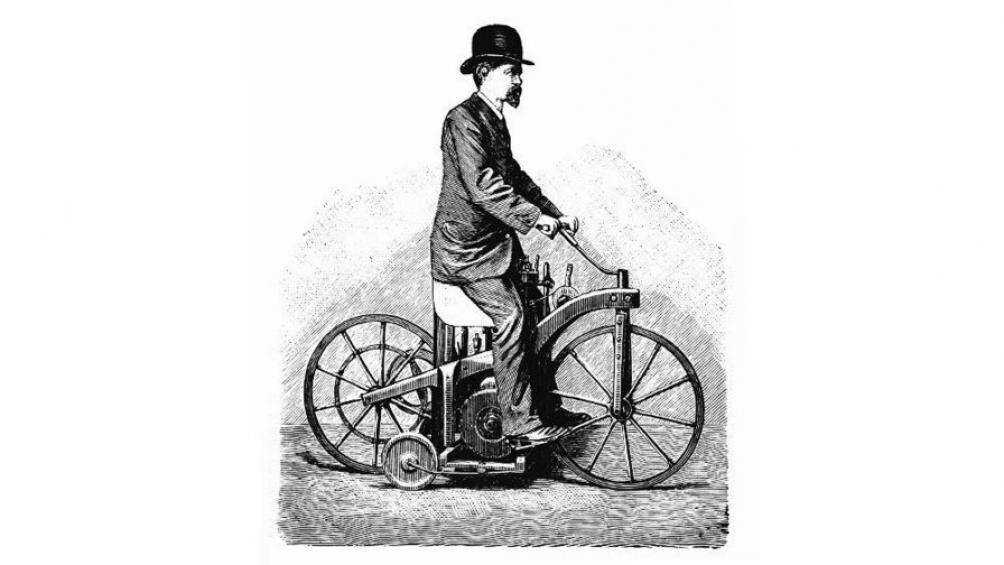 Xe máy hai bánh đầu tiên trên thế giới