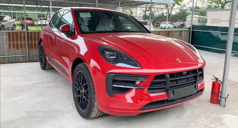 Review update 2020 Porsche Macan S goes heavy on performance and light on  utility