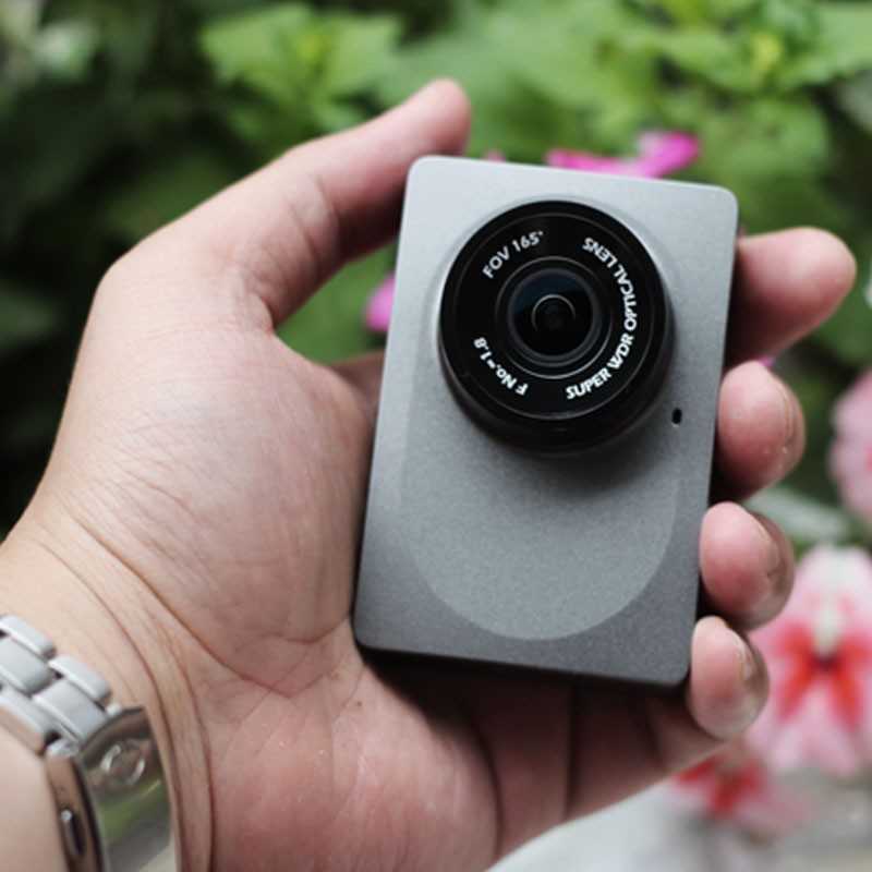 Camera Xiaomi Yi Dashcam