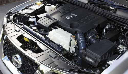Động cơ Nissan V6.