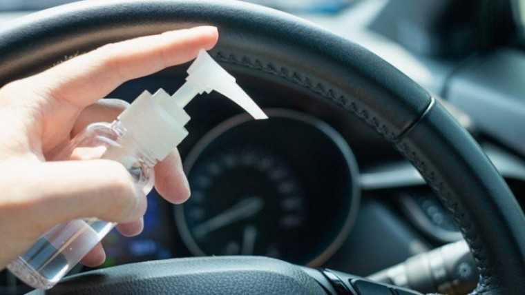 Ảnh hưởng của dung dịch rửa tay sát khuẩn đối với nội thất ô tô