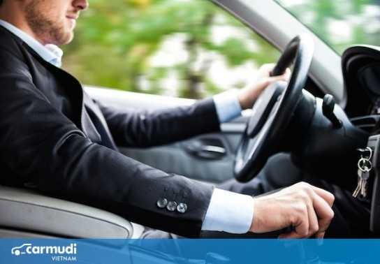 Ba hệ lụy đi kèm từ việc tăng giảm ga ô tô đột ngột