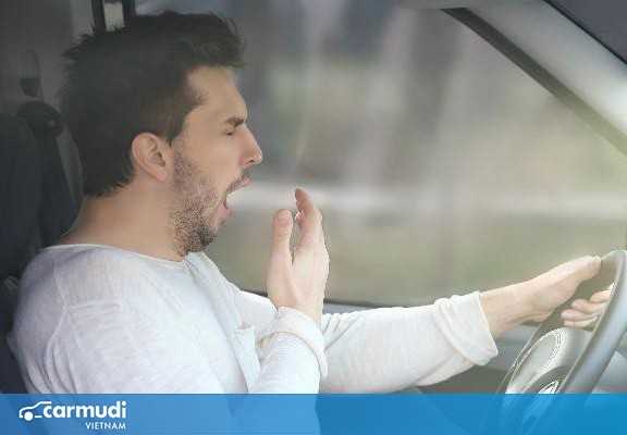 Tạm biệt những cơn buồn ngủ khi lái xe ô tô cho các bác tài
